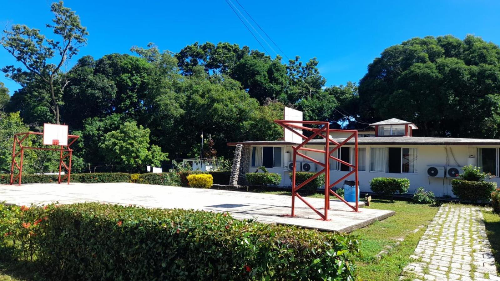 Hotel Los Leones Паленке Екстериор снимка